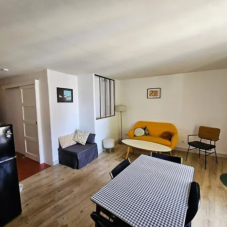 River View, Charming Furnished 2-bedroom 公寓