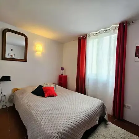 River View, Charming Furnished 2-bedroom 阿格德